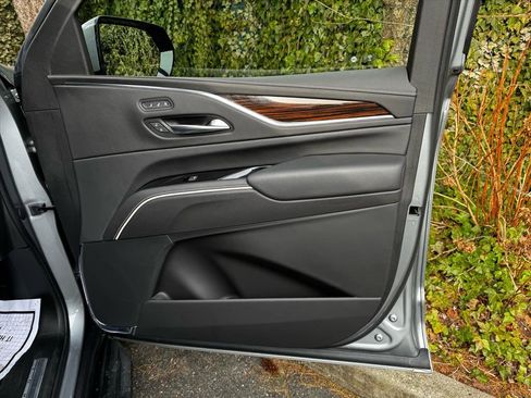 Used 2023 Cadillac Escalade Premium Luxury w/ LPO, Floor Liner Package image 28