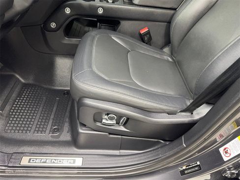 Used 2024 Land Rover Defender 130 Outbound image 24