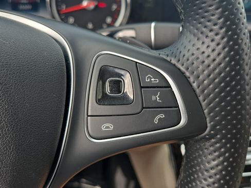 Used 2018 Mercedes-Benz E 300 image 24