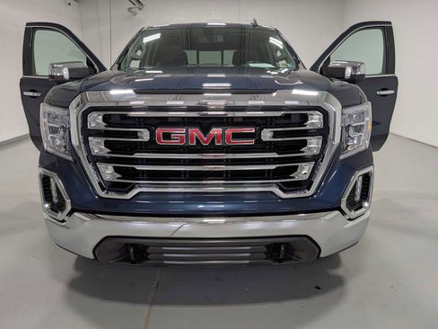Certified 2022 GMC Sierra 1500 SLT w/ SLT Premium Package AWD/4WD image 15