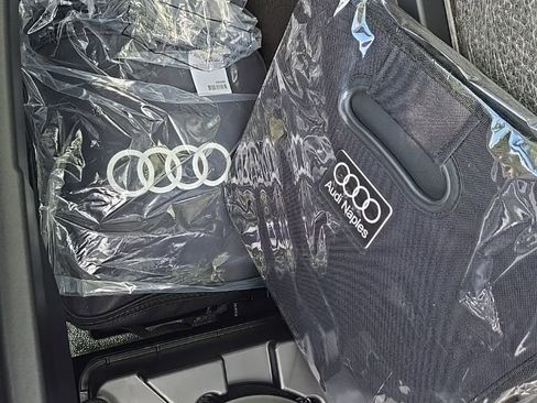 Certified 2025 Audi SQ6 e-tron Prestige w/ 21" Black Optic Wheel Package image 11