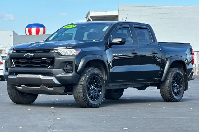 Used 2023 Chevrolet Colorado Trail Boss w/ LPO, Skid Plate Package AWD/4WD image 8