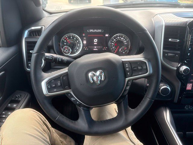 Used 2025 RAM 1500 Big Horn AWD/4WD image 14