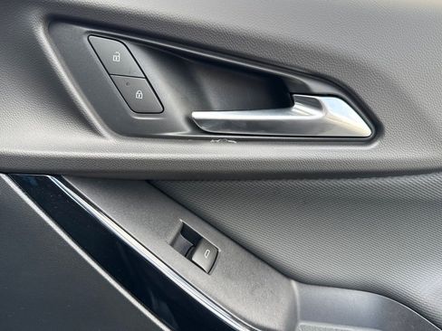 Used 2026 Chevrolet Equinox LT w/ Safety and Technology Package image 21