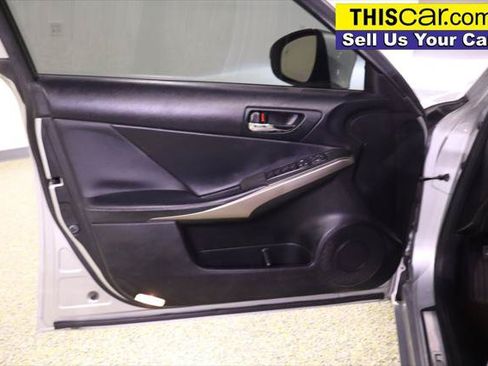 Used 2015 Lexus IS 250 w/ F-Sport Package RWD image 33