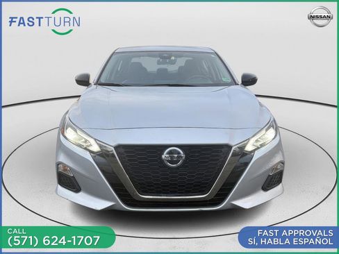 Used 2021 Nissan Altima 2.5 SR image 3