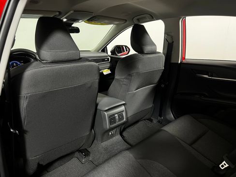 Used 2026 Toyota Camry LE FWD image 20
