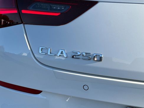 Used 2025 Mercedes-Benz CLA 250 image 25