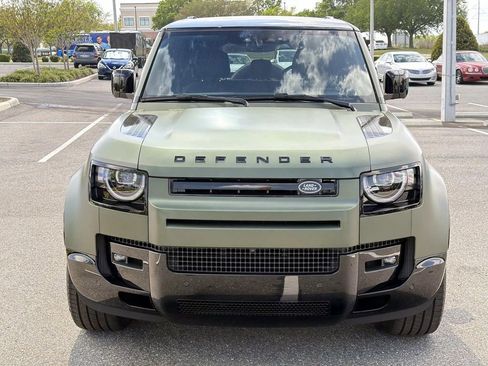 New 2026 Land Rover Defender 110 X-Dynamic SE AWD/4WD image 8
