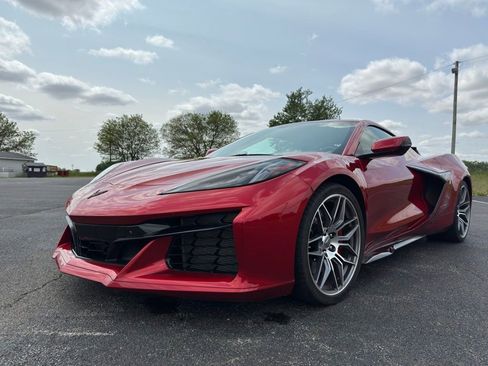 Used 2023 Chevrolet Corvette Z06 image 4