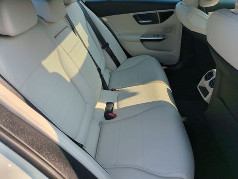 Certified 2024 Mercedes-Benz C 300 4MATIC Sedan image 32