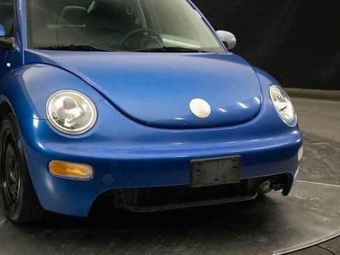 Used 2003 Volkswagen Beetle GLS image 3