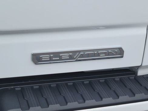 Used 2025 GMC Sierra 1500 Elevation AWD/4WD image 13
