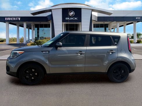 Used 2019 Kia Soul FWD image 7