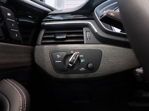 Used 2023 Audi A4 2.0T Premium Plus w/ Premium Plus Package image 27