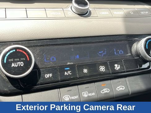 Used 2024 Hyundai Elantra SEL FWD image 37