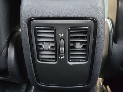 Used 2023 Dodge Durango GT AWD/4WD image 27