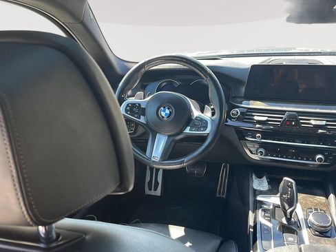 Used 2018 BMW M550i xDrive AWD/4WD image 14