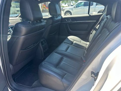 Used 2012 Lincoln MKS FWD image 10
