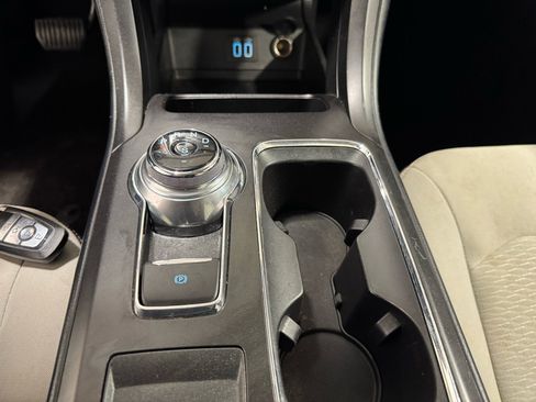 Used 2019 Ford Fusion SE w/ Equipment Group 151A image 23