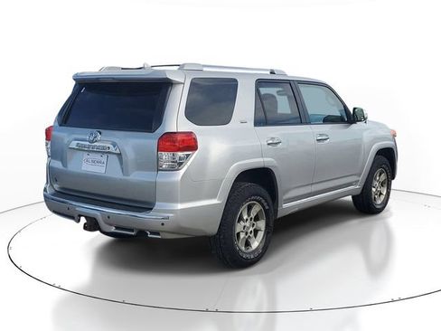 Used 2010 Toyota 4Runner SR5 AWD/4WD image 4