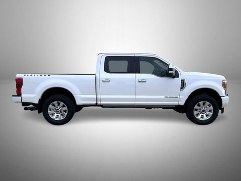 Used 2017 Ford F250 Platinum w/ Platinum Ultimate Package image 4