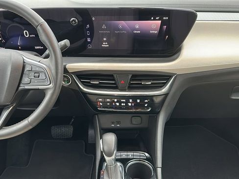 Certified 2024 Buick Encore GX Avenir image 11