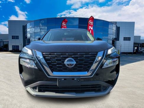 Certified 2023 Nissan Rogue SV image 8