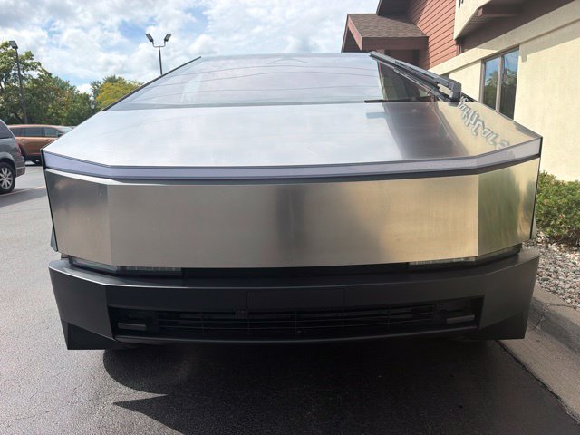 Used 2026 Tesla Cybertruck AWD Crew Cab image 11