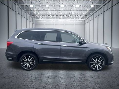 Used 2021 Honda Pilot Touring image 9