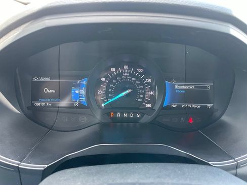 Used 2024 Ford Edge SEL AWD/4WD image 9