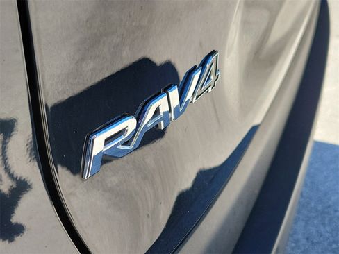 Used 2024 Toyota RAV4 XLE image 6
