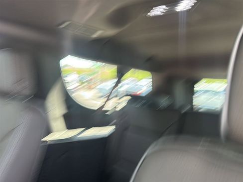 Used 2021 GMC Yukon XL Denali w/ Denali Premium Package image 15