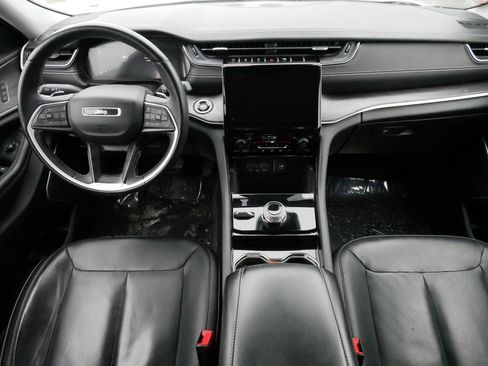 Used 2021 Jeep Grand Cherokee L Limited image 10