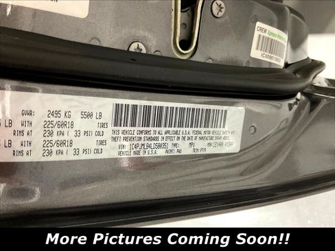Used 2020 Jeep Cherokee Latitude Plus AWD/4WD image 6