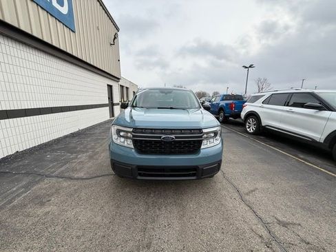 Used 2022 Ford Maverick XLT image 2