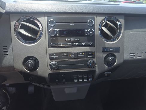 Used 2012 Ford F250 XLT w/ XLT Interior Pkg AWD/4WD image 10