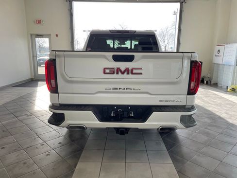 Used 2023 GMC Sierra 1500 Denali image 6
