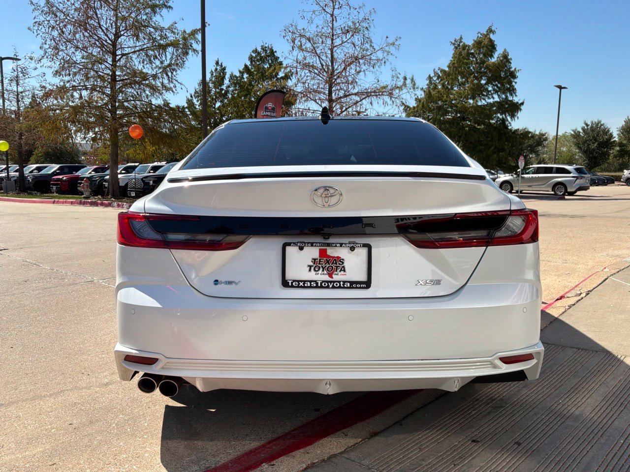 Used 2025 Toyota Camry XSE w/ Premium Plus Package FWD image 7
