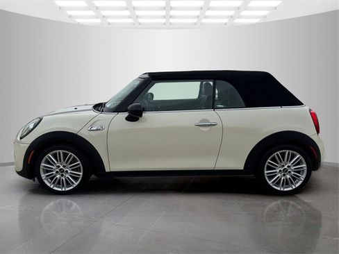 Used 2019 MINI Cooper S w/ Premium Package image 5