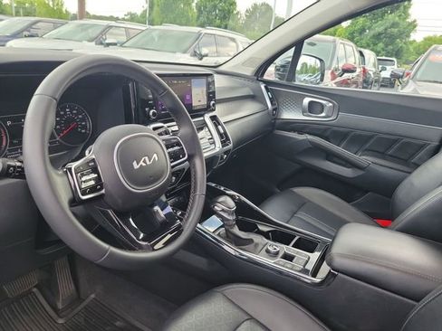 Certified 2022 Kia Sorento SX FWD image 13