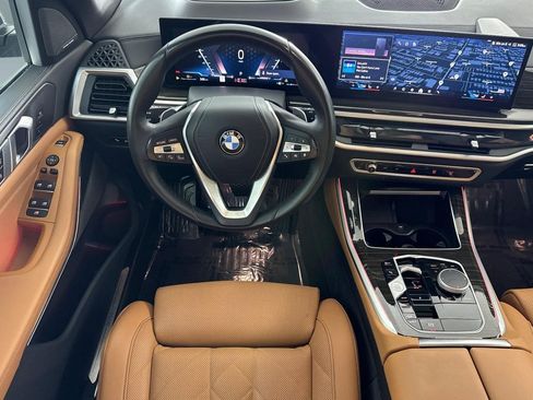 Used 2024 BMW X5 xDrive40i w/ Premium Package AWD/4WD image 33