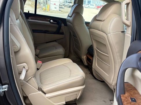 Used 2008 Buick Enclave CXL w/ Entertainment Package #1 image 8