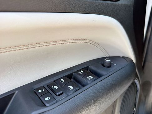 Used 2024 Jeep Compass Limited AWD/4WD image 18