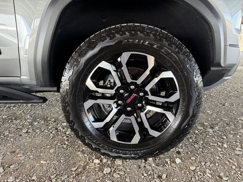 Used 2025 GMC Canyon AT4 w/ Nightfall Edition image 46
