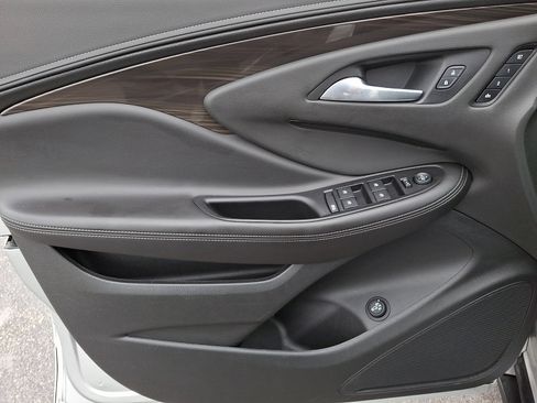 Used 2019 Buick Envision Essence image 13