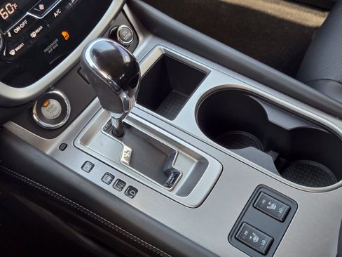 Used 2023 Nissan Murano SL w/ SL Moonroof Package FWD image 21