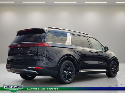 Used 2024 Kia Carnival SX Prestige FWD image 4