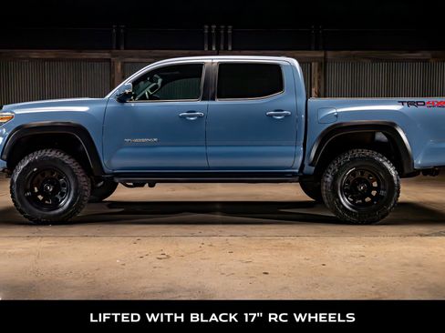 Used 2019 Toyota Tacoma TRD Off-Road w/ TRD Premium Off Road Package AWD/4WD image 5