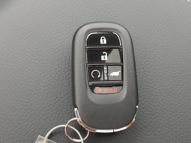 Used 2024 Honda Pilot Touring image 28